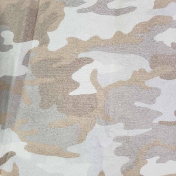 LL Bean Button Down Shirt LS Men’s Size Medium M Beige Camouflage Cotton - Picture 4 of 10